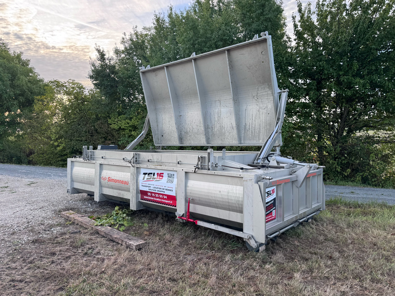 tsl16-transport-bennes_cuve-vendanges_03